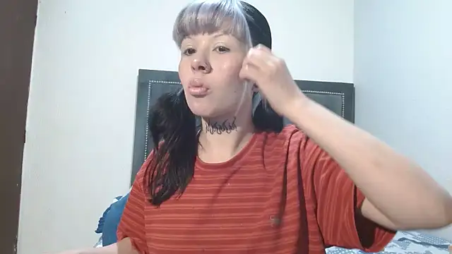 dulce maria x online show from March 2026 12:03:02 PM