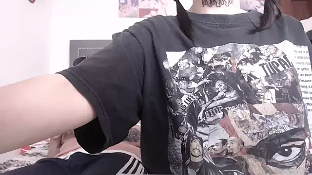 dulce maria x online show from March 2025 08:40:02 PM