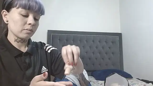 dulce maria x online show from March 2026 02:02:01 PM