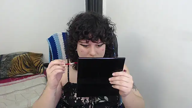 Smoke trip Alicia online show from February 2026 07:14:01 PM