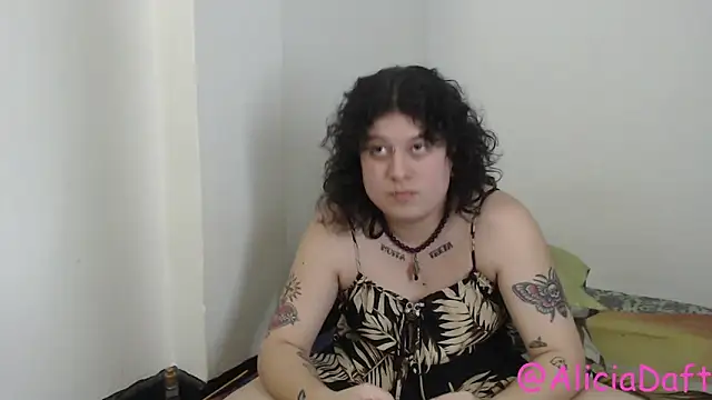 Smoke trip Alicia online show from May 2026 04:54:01 AM