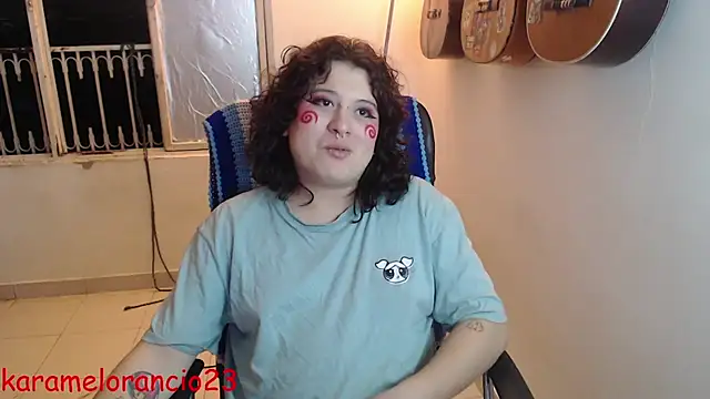Snapshot of Smoke_trip_Alicia chatting on September 2025 04:30:01 AM Smoke trip Alicia online show from September 2025 04:30:01 AM