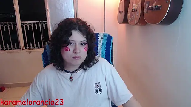 Snapshot of Smoke_trip_Alicia chatting on September 2025 03:56:01 AM Smoke trip Alicia online show from September 2025 03:56:01 AM
