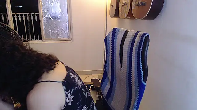 Smoke trip Alicia online show from December 2025 09:42:01 AM