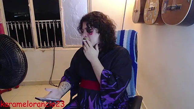 Snapshot of Smoke_trip_Alicia chatting on September 2025 04:19:02 AM Smoke trip Alicia online show from September 2025 04:19:02 AM