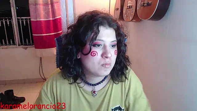 Snapshot of Smoke_trip_Alicia chatting on October 2025 03:41:02 AM Smoke trip Alicia online show from October 2025 03:41:02 AM