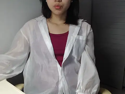 Snapshot of Bigg_Pussyy_Catt chatting on December 2024 08:22:01 AM Bigg Pussyy Catt online show from December 2024 08:22:01 AM
