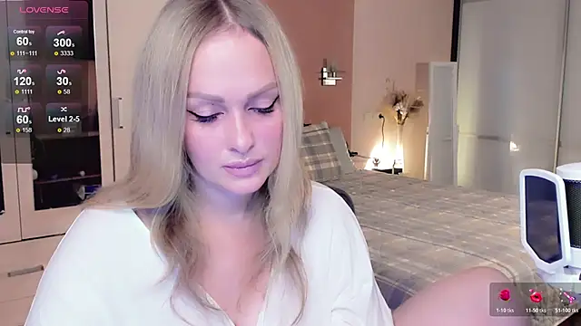 Snapshot of Libby_Nora chatting on November 2025 10:19:01 AM Libby Nora online show from November 2025 10:19:01 AM