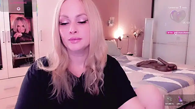 Libby Nora online show from September 2025 11:27:02 AM
