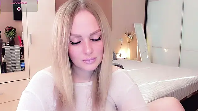 Libby Nora online show from March 2026 10:11:02 AM