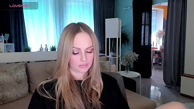 Libby Nora online show from February 2025 01:01:01 PM