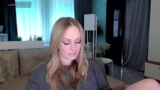 Libby Nora online show from February 2025 12:50:01 PM