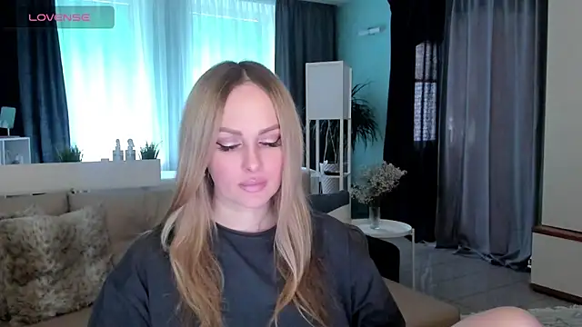 Libby Nora online show from February 2025 08:49:01 AM