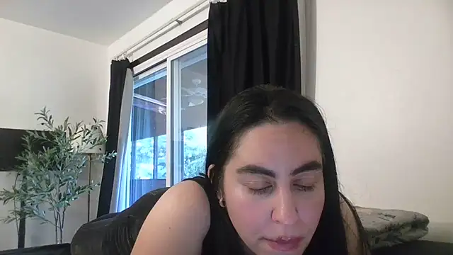 Snapshot of WetFlower69 chatting on July 2026 11:07:01 PM WetFlower69 online show from July 2026 11:07:01 PM