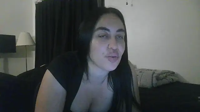 Snapshot of WetFlower69 chatting on June 2026 01:21:01 AM WetFlower69 online show from June 2026 01:21:01 AM