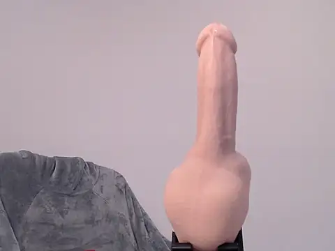 Coco 121 online show from November 2025 07:51:02 PM