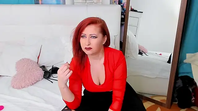 IvyHotFoxy online show from February 2025 06:02:02 AM