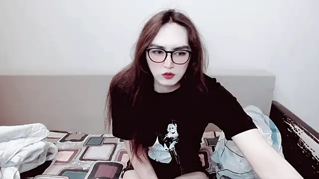 MinniMaksy online show from May 2026 07:14:01 AM
