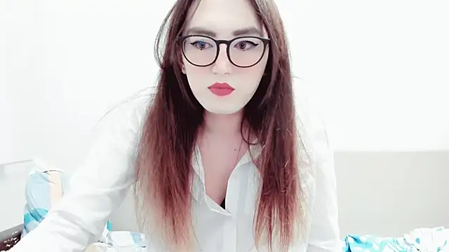 MinniMaksy online show from December 2024 12:07:01 PM