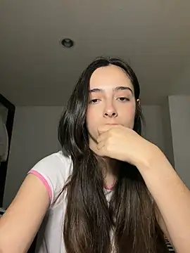 swrennn19 online show from February 2026 04:37:01 PM