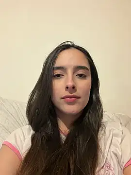 swrennn19 online show from May 2026 10:40:01 PM