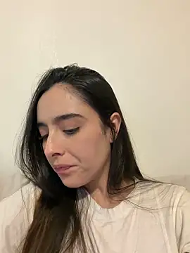 swrennn19 online show from April 2026 10:18:02 PM