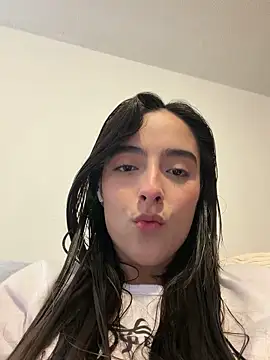 swrennn19 online show from April 2026 08:23:02 PM
