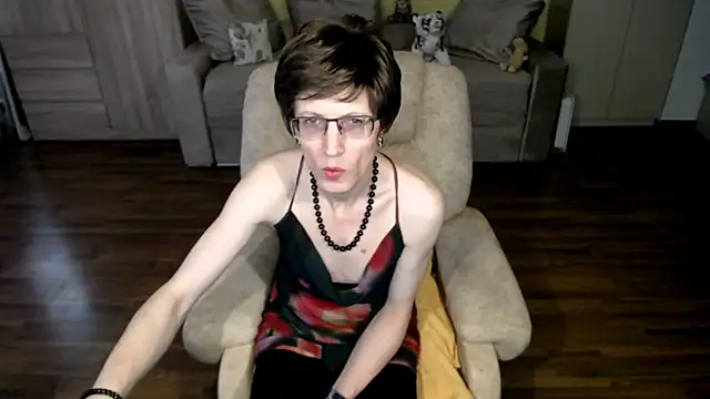 clementine online show from April 2026 07:54:01 AM