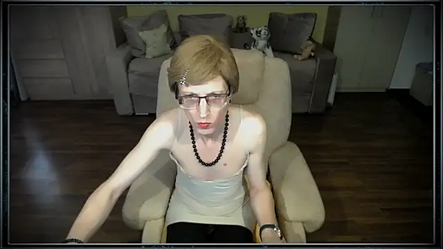 clementine online show from March 2026 08:44:01 AM