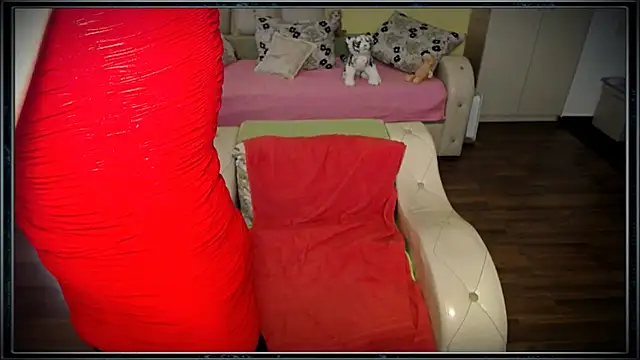 clementine online show from March 2025 09:03:02 AM