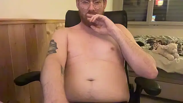 Yannic33Zurich online show from March 2026 03:35:02 AM