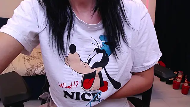 FlirtDeea online show from April 2026 03:59:01 PM