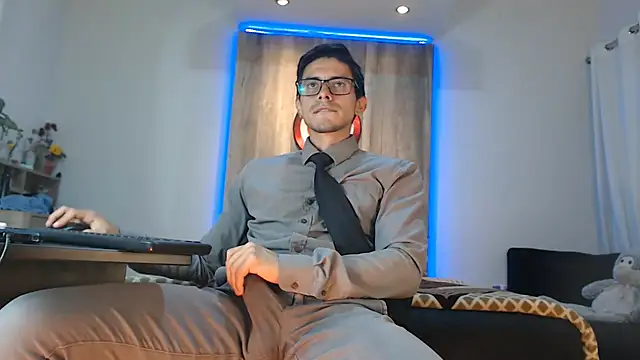 Snapshot of Andrew_4_ chatting on September 2025 01:57:01 AM Andrew 4 online show from September 2025 01:57:01 AM