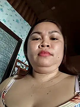 XXLorie 02 online show from March 2026 02:11:02 AM