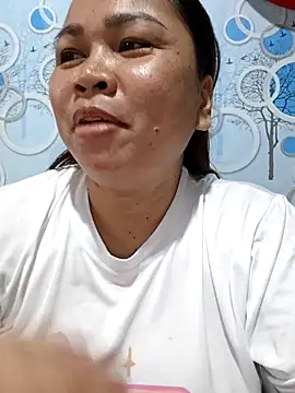 XXLorie 02 online show from March 2026 11:27:02 PM