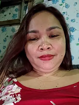 XXLorie 02 online show from March 2026 12:33:02 PM