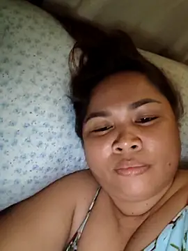 XXLorie 02 online show from April 2026 06:04:01 AM