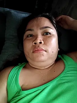 XXLorie 02 online show from June 2026 10:15:01 PM