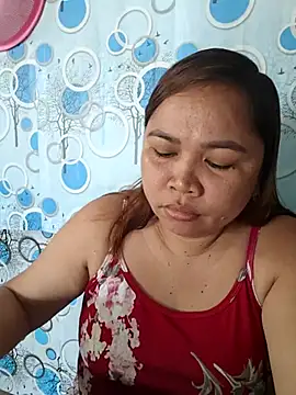 XXLorie 02 online show from June 2026 12:48:02 AM