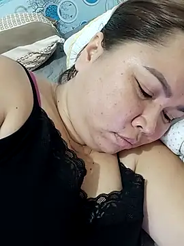 Snapshot of XXLorie_02 chatting on September 2025 11:59:02 PM XXLorie 02 online show from September 2025 11:59:02 PM
