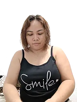 Snapshot of XXLorie_02 chatting on October 2025 02:10:01 AM XXLorie 02 online show from October 2025 02:10:01 AM