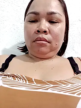 Snapshot of XXLorie_02 chatting on November 2025 01:31:01 AM XXLorie 02 online show from November 2025 01:31:01 AM