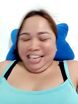 Snapshot of XXLorie_02 chatting on October 2025 03:18:02 AM XXLorie 02 online show from October 2025 03:18:02 AM