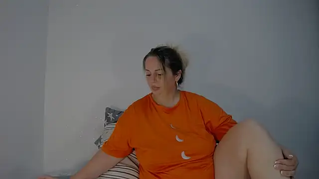 erikaerika online show from September 2025 06:24:01 AM