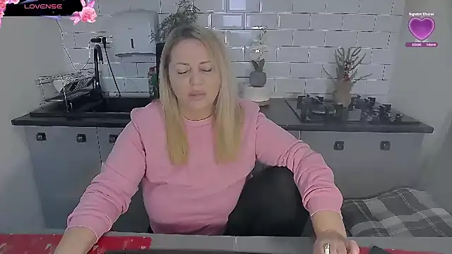 erikaerika online show from January 2026 09:38:01 AM