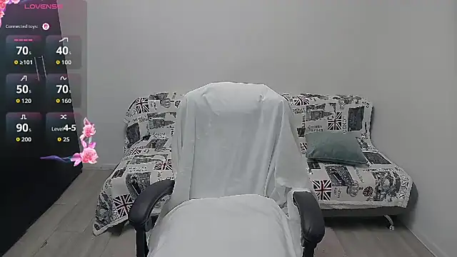 Snapshot of erikaerika chatting on July 2026 06:13:02 AM erikaerika online show from July 2026 06:13:02 AM