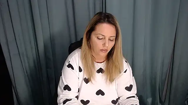 erikaerika online show from March 2025 09:14:02 AM