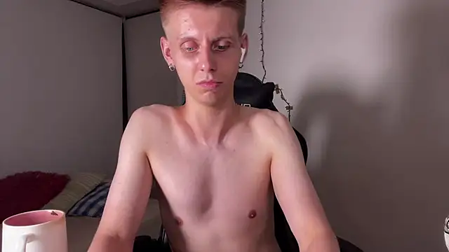 Snapshot of vladdymeow chatting on January 2025 05:20:01 AM vladdymeow online show from January 2025 05:20:01 AM