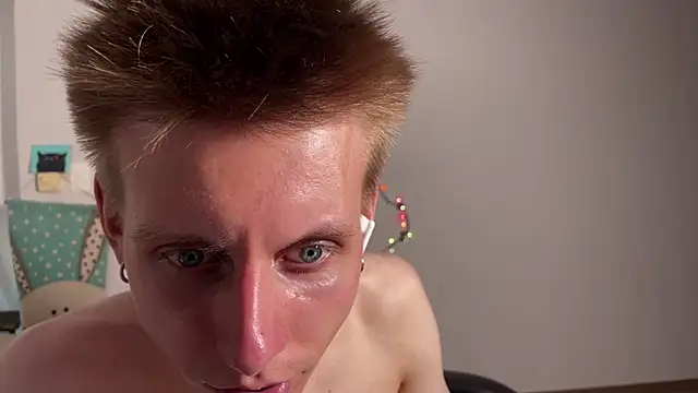 Snapshot of vladdymeow chatting on February 2025 10:10:02 PM vladdymeow online show from February 2025 10:10:02 PM