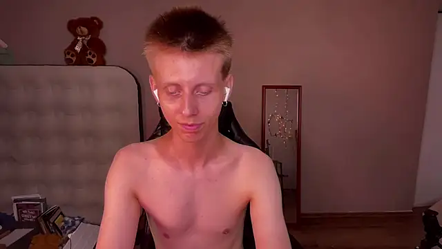 Snapshot of vladdymeow chatting on January 2025 10:23:01 PM vladdymeow online show from January 2025 10:23:01 PM